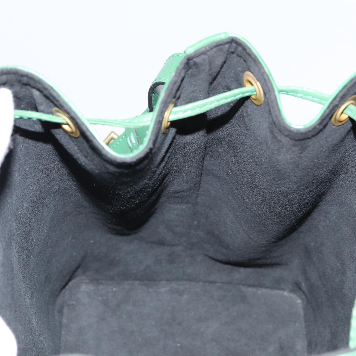 LOUIS VUITTON Epi Petit Noe Shoulder Bag Green M44102 LV 82084