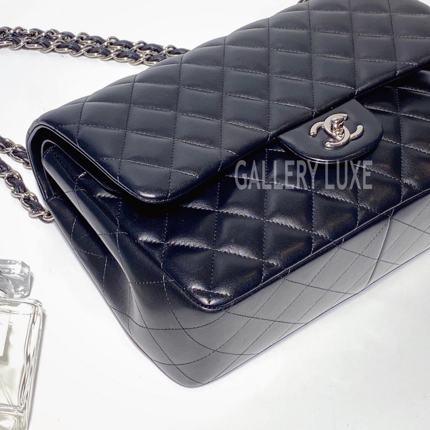 No.3326-Chanel Lambskin Classic Jumbo Flap Bag