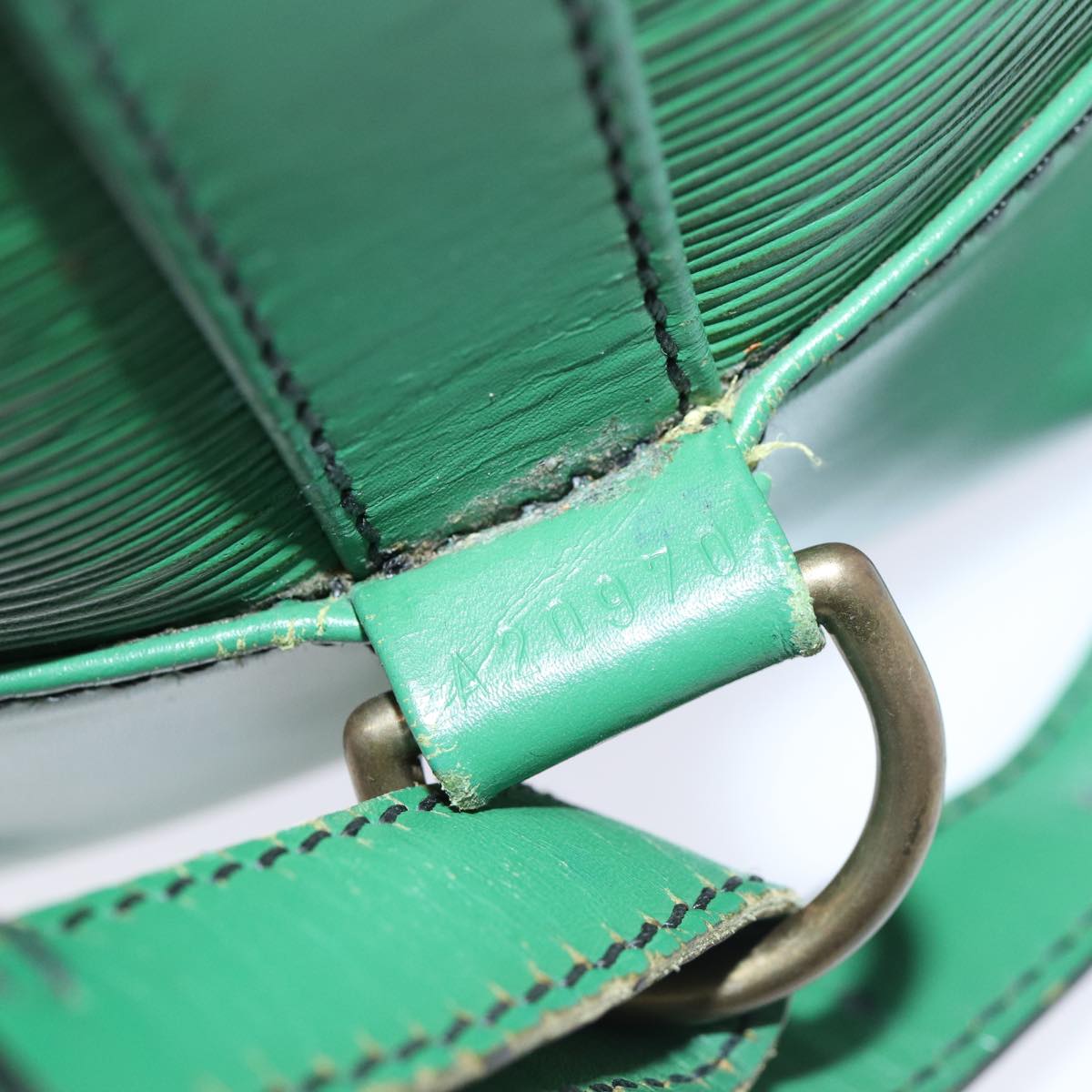 LOUIS VUITTON Epi Randonnee GM Shoulder Bag Green M43084 LV 82149