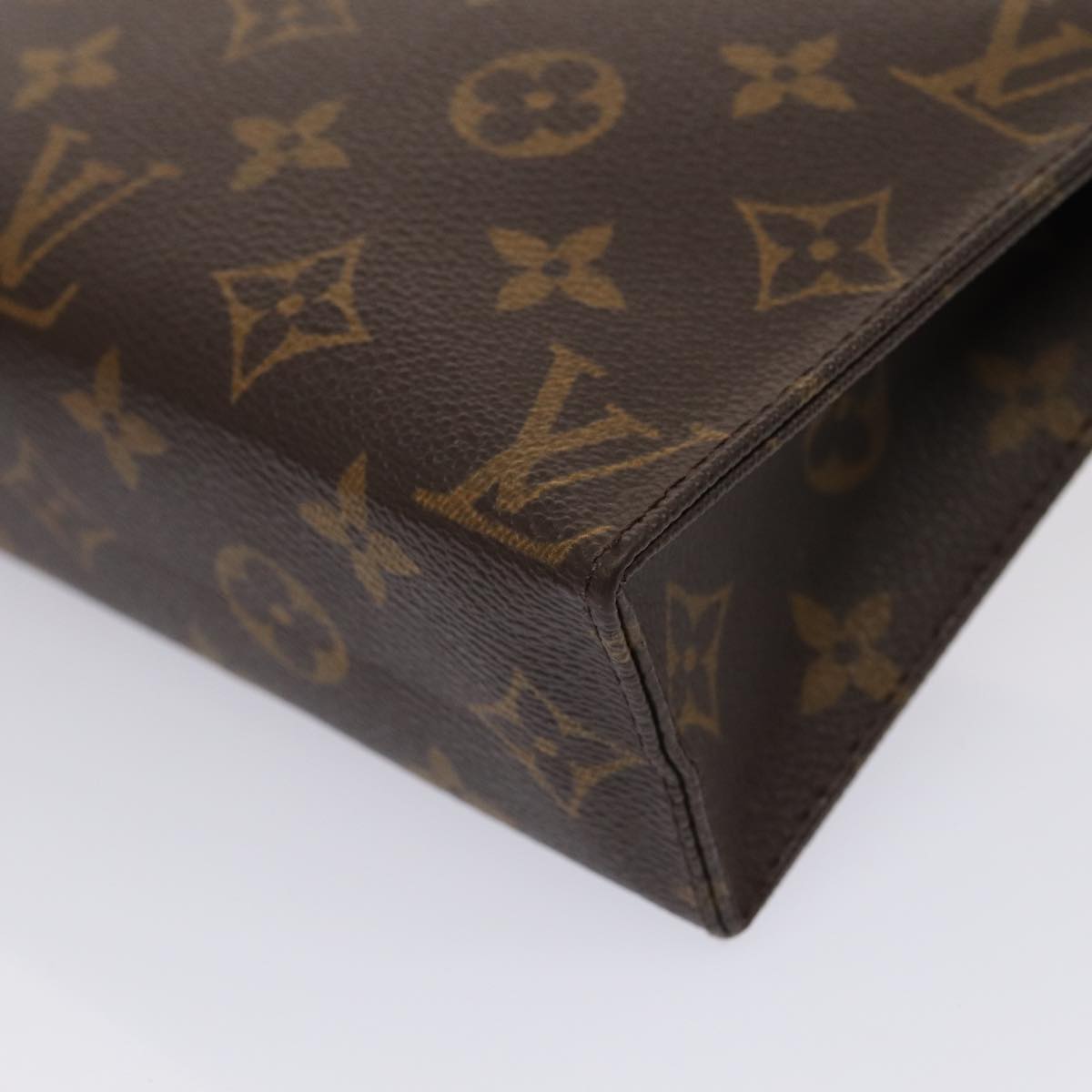 LOUIS VUITTON Monogram Poche Toilette 19 Pouch M47544 LV 82185
