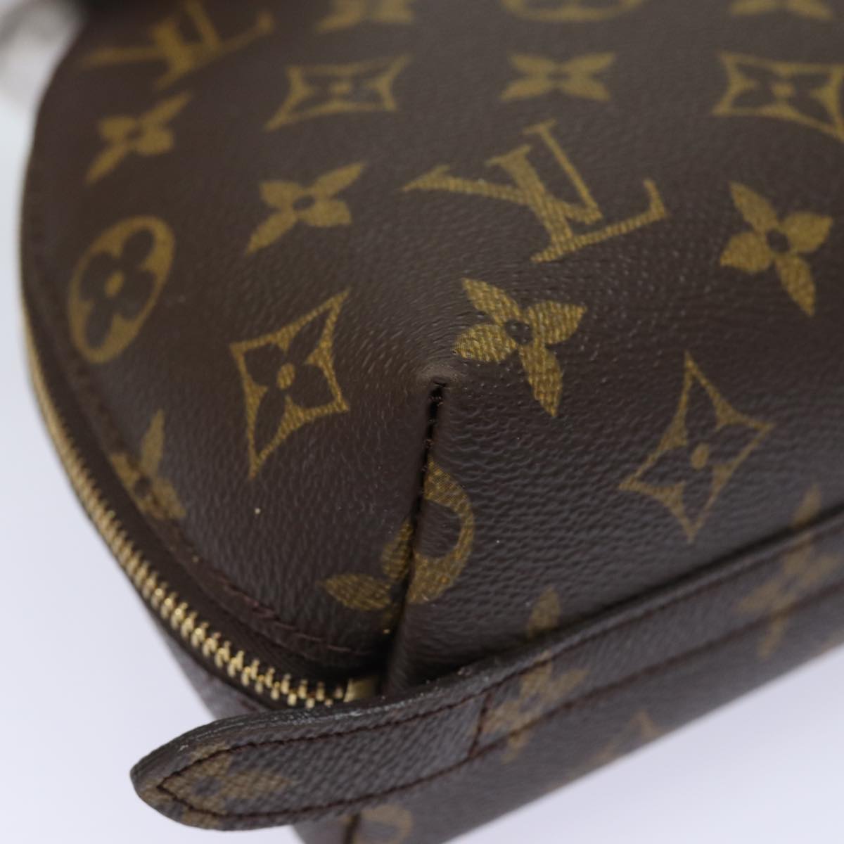 LOUIS VUITTON Monogram Trousse Demi Ronde Cosmetic Pouch M47520 LV 82207