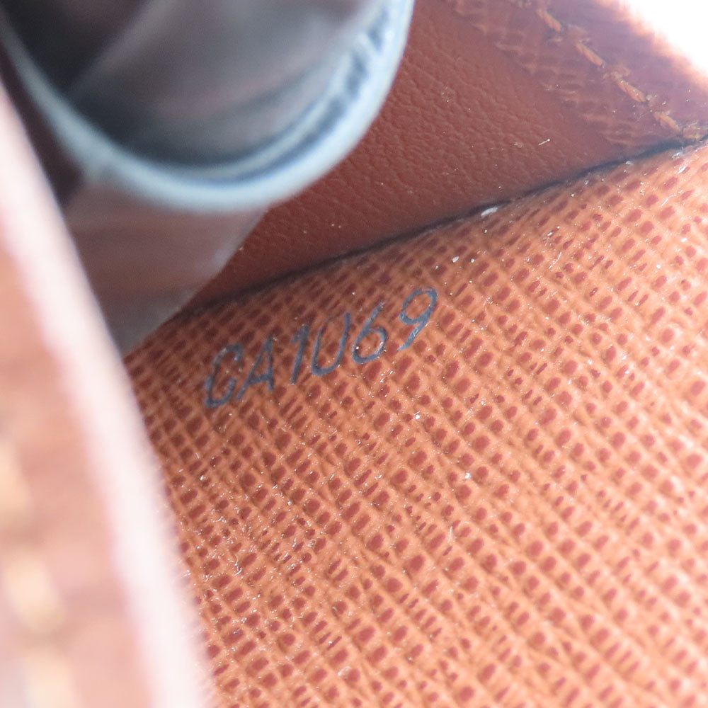 Louis Vuitton Monogram Bifold Wallet M61667
