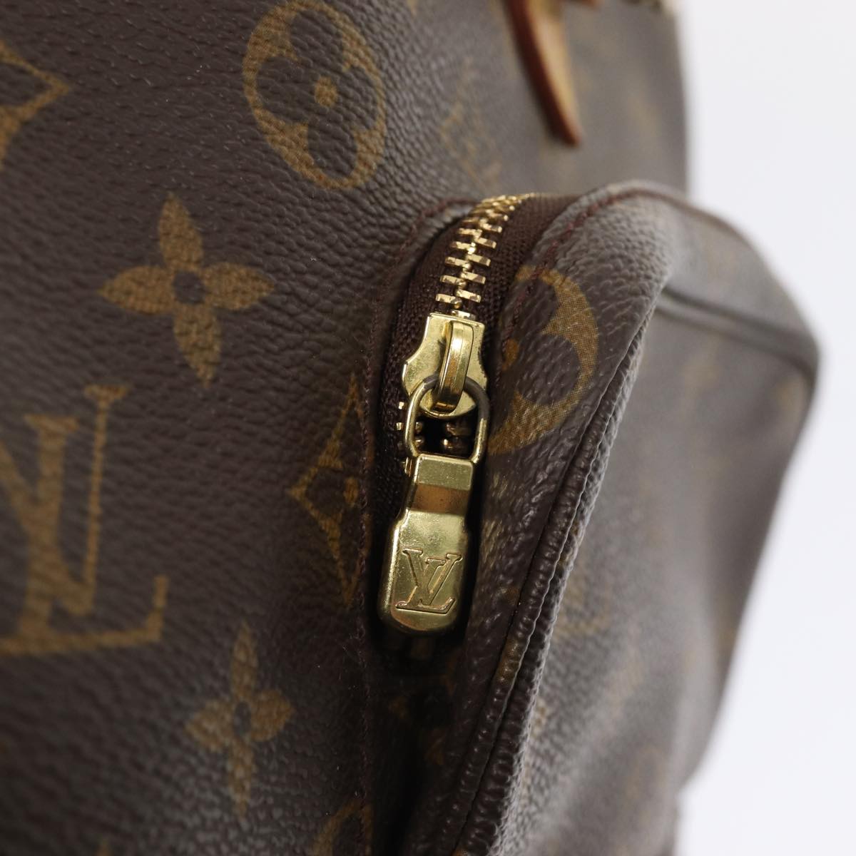 LOUIS VUITTON Monogram Montsouris MM Backpack M51136 LV 82287