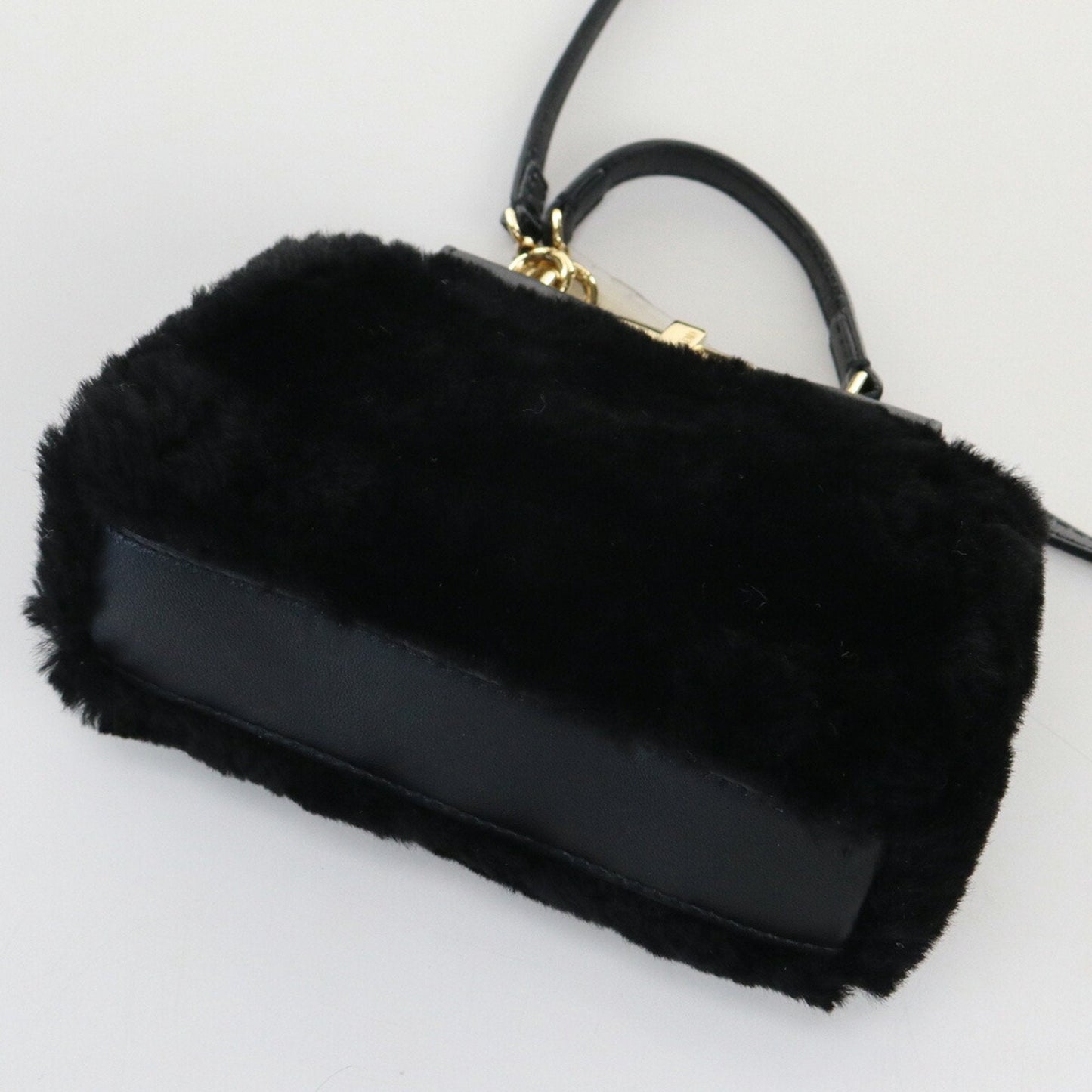 Luxury Fendi Peekaboo Shoulder Bag - '10s
