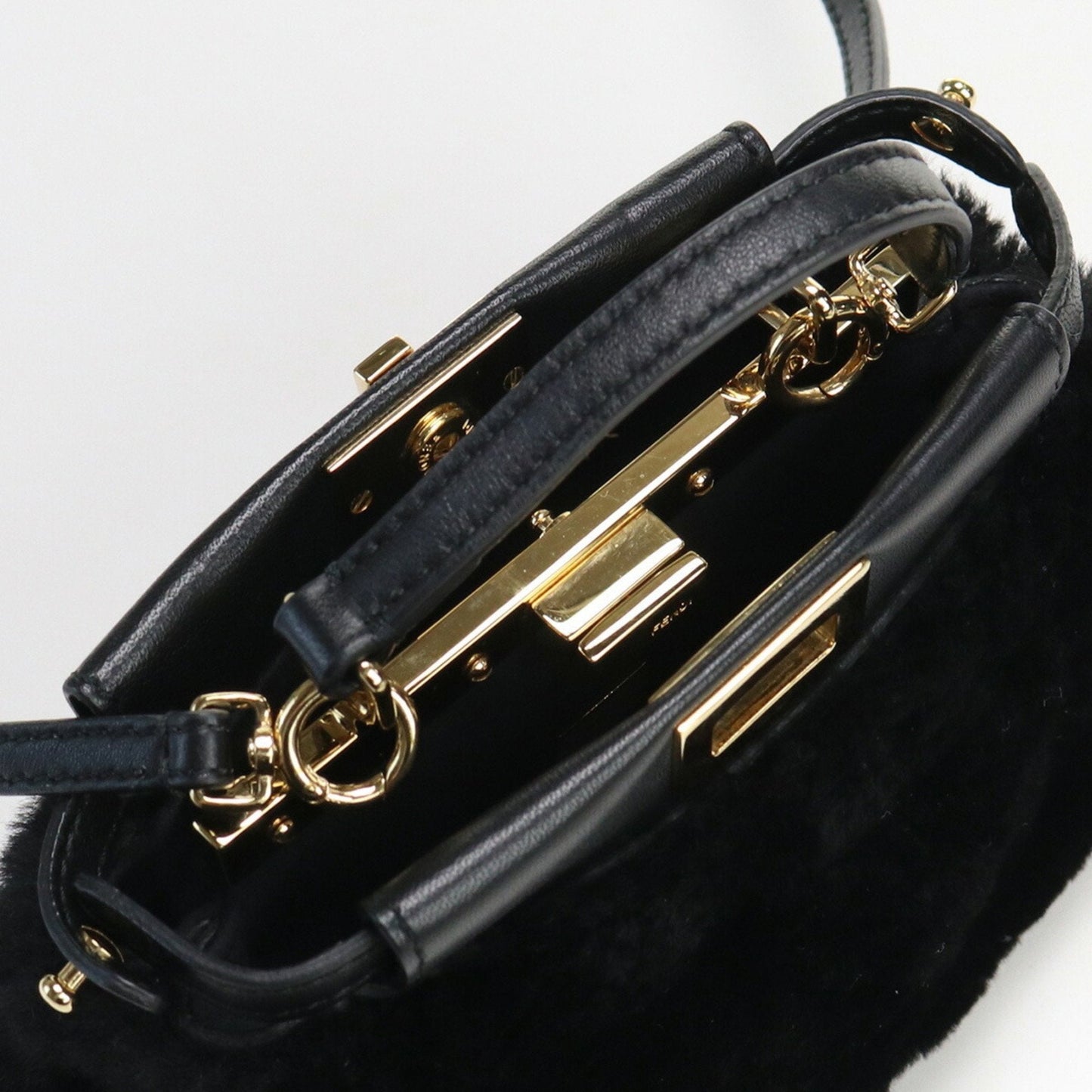 Luxury Fendi Peekaboo Shoulder Bag - '10s