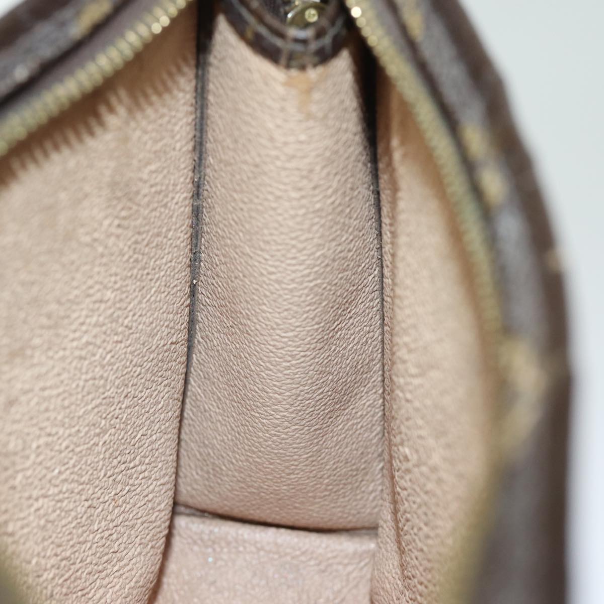 LOUIS VUITTON Monogram Poche Toilette 19 Pouch M47544 LV 82369