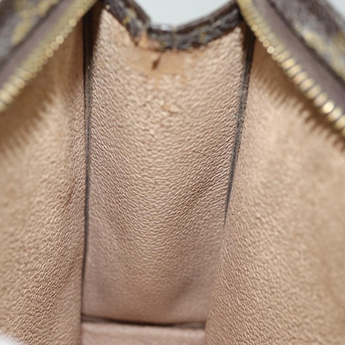 LOUIS VUITTON Monogram Poche Toilette 19 Pouch M47544 LV 82369