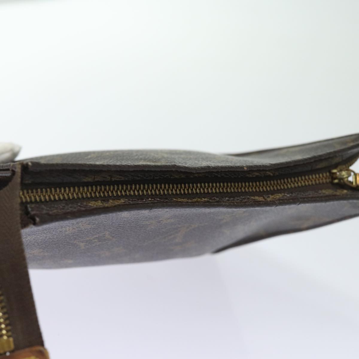 LOUIS VUITTON Monogram Poche Toilette 19 Pouch M47544 LV 82369