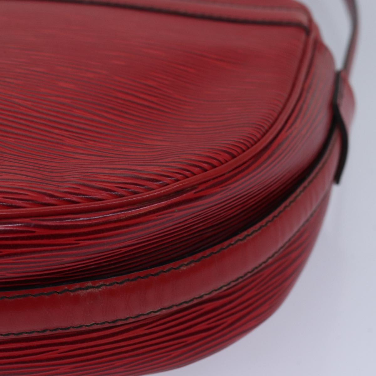 LOUIS VUITTON Epi Jeune Fille MM Shoulder Bag Red M52157 LV 82372