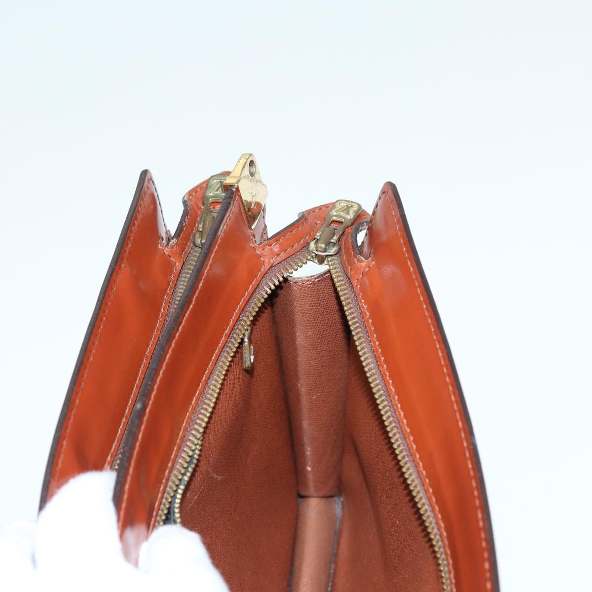 LOUIS VUITTON Epi Angian Clutch Bag Brown M52113 LV 82379