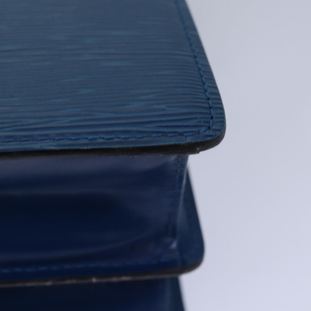 LOUIS VUITTON Epi Capuchin Shoulder Bag Blue M52345 LV 82383