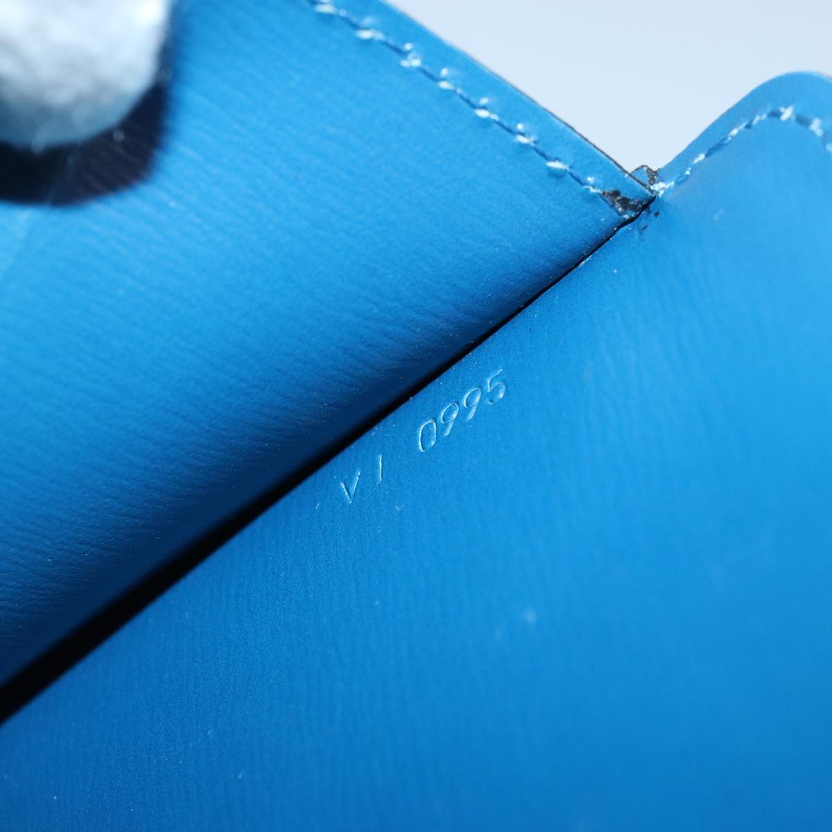 LOUIS VUITTON Epi Capuchin Shoulder Bag Blue M52345 LV 82383