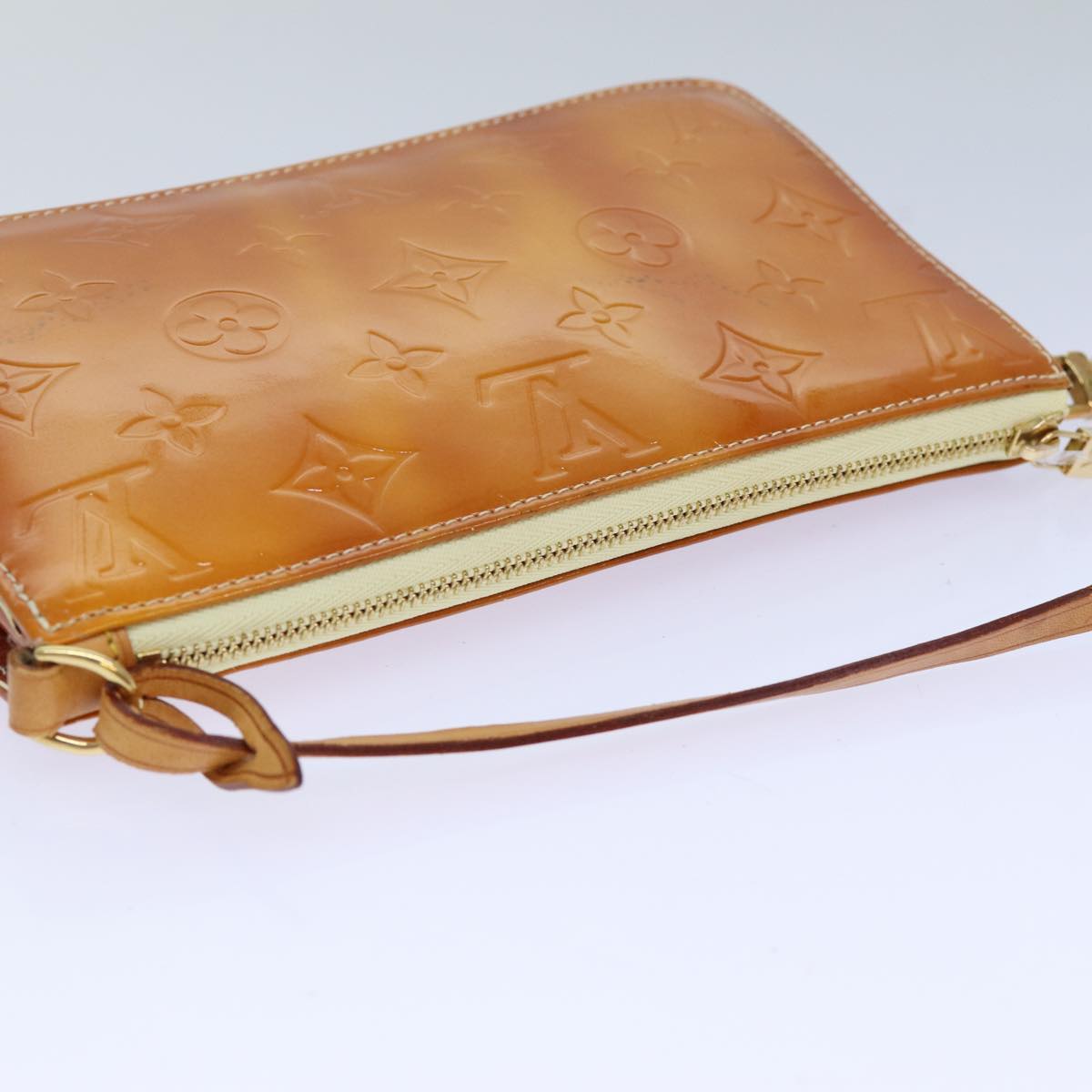LOUIS VUITTON Vernis Lexington Accessory Pouch Lime Yellow M91058 LV 82389