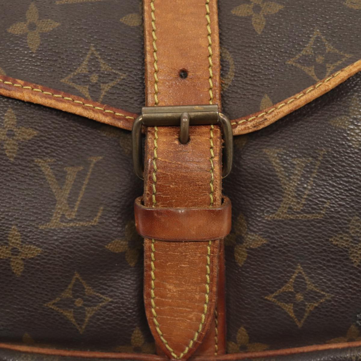 LOUIS VUITTON Monogram Saumur 35 Shoulder Bag M42254 LV 82400
