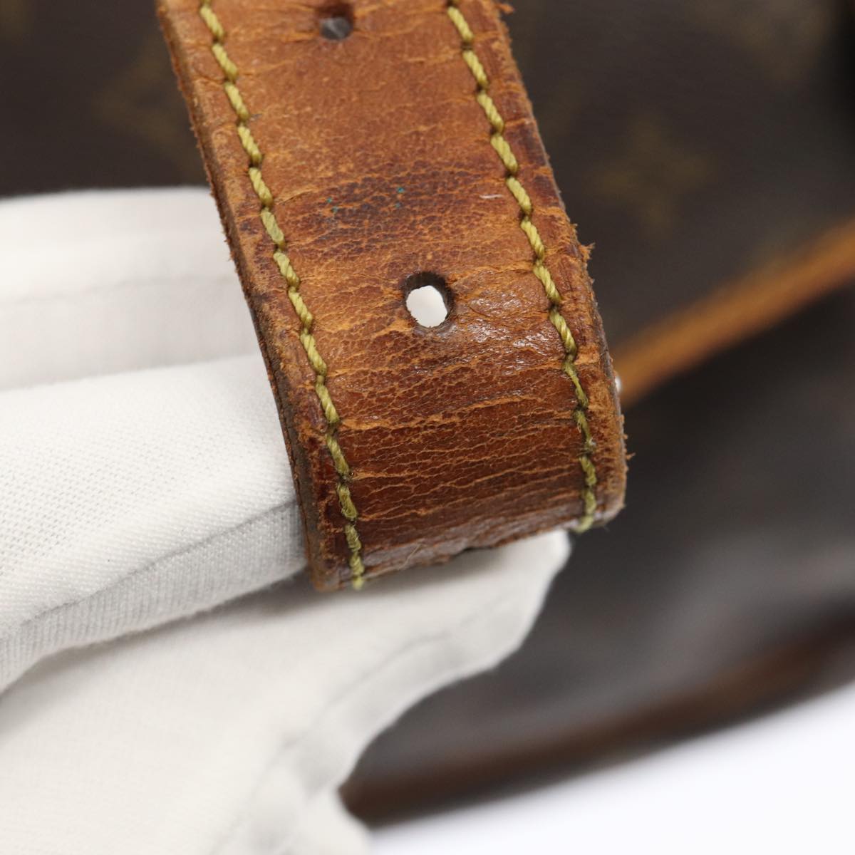 LOUIS VUITTON Monogram Saumur 35 Shoulder Bag M42254 LV 82400
