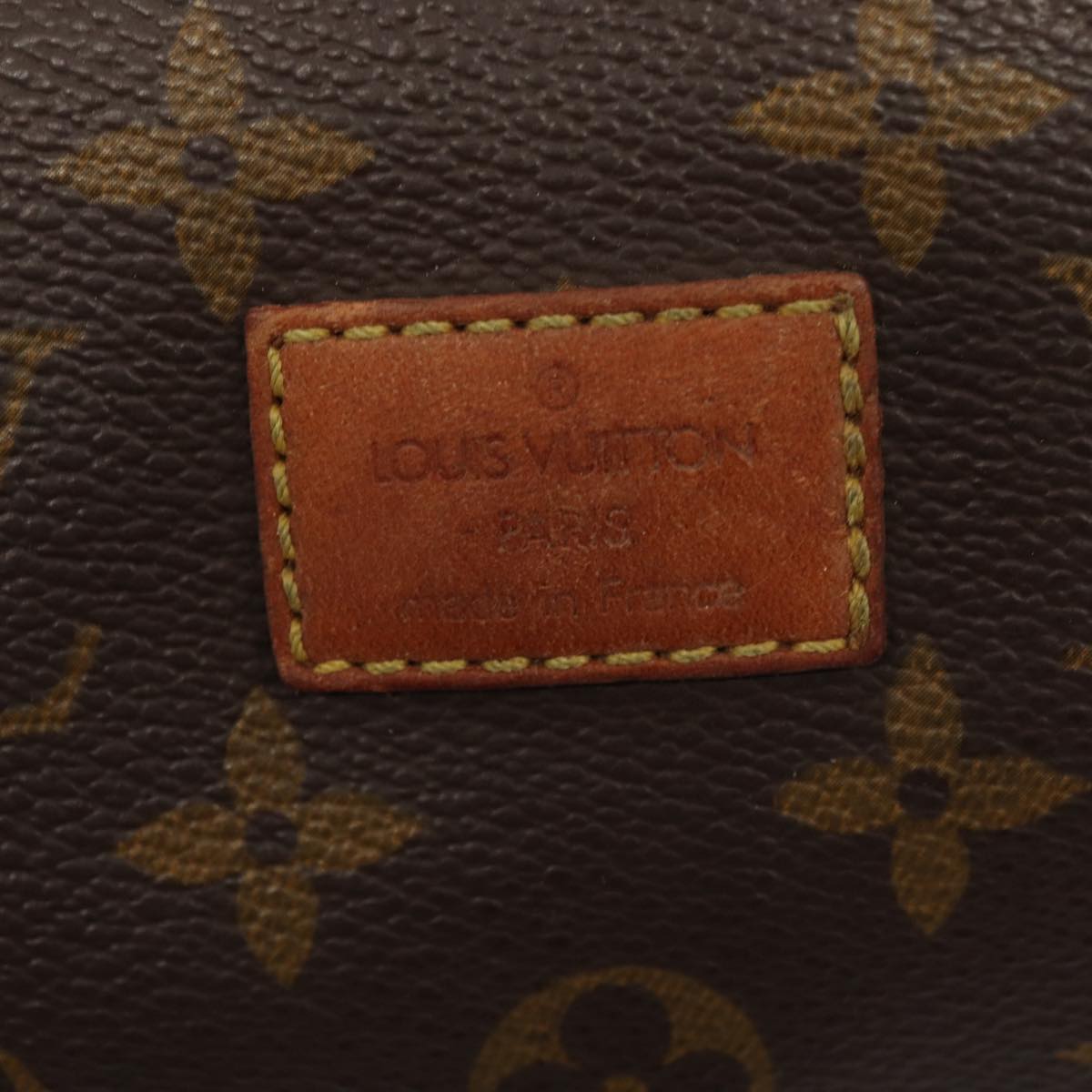 LOUIS VUITTON Monogram Saumur 35 Shoulder Bag M42254 LV 82400