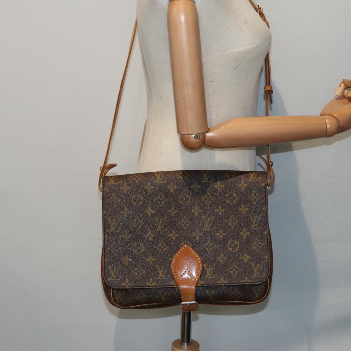 LOUIS VUITTON Monogram Cartouchiere GM Shoulder Bag Vintage M51252 LV 82405