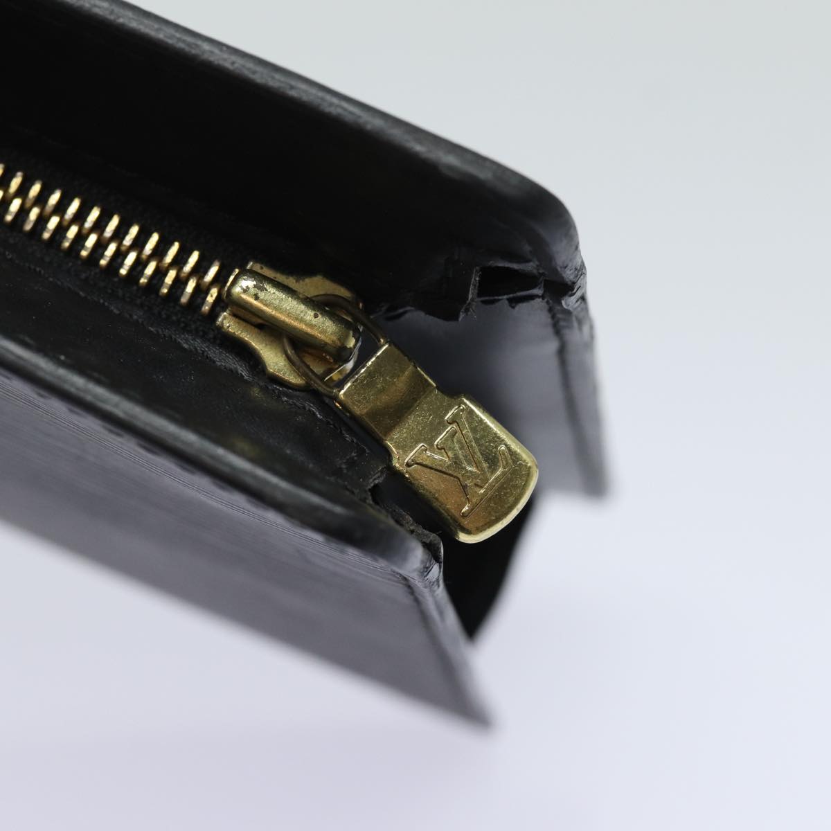 LOUIS VUITTON Epi Pochette Homme Clutch Bag Black Noir M52522 LV 82431