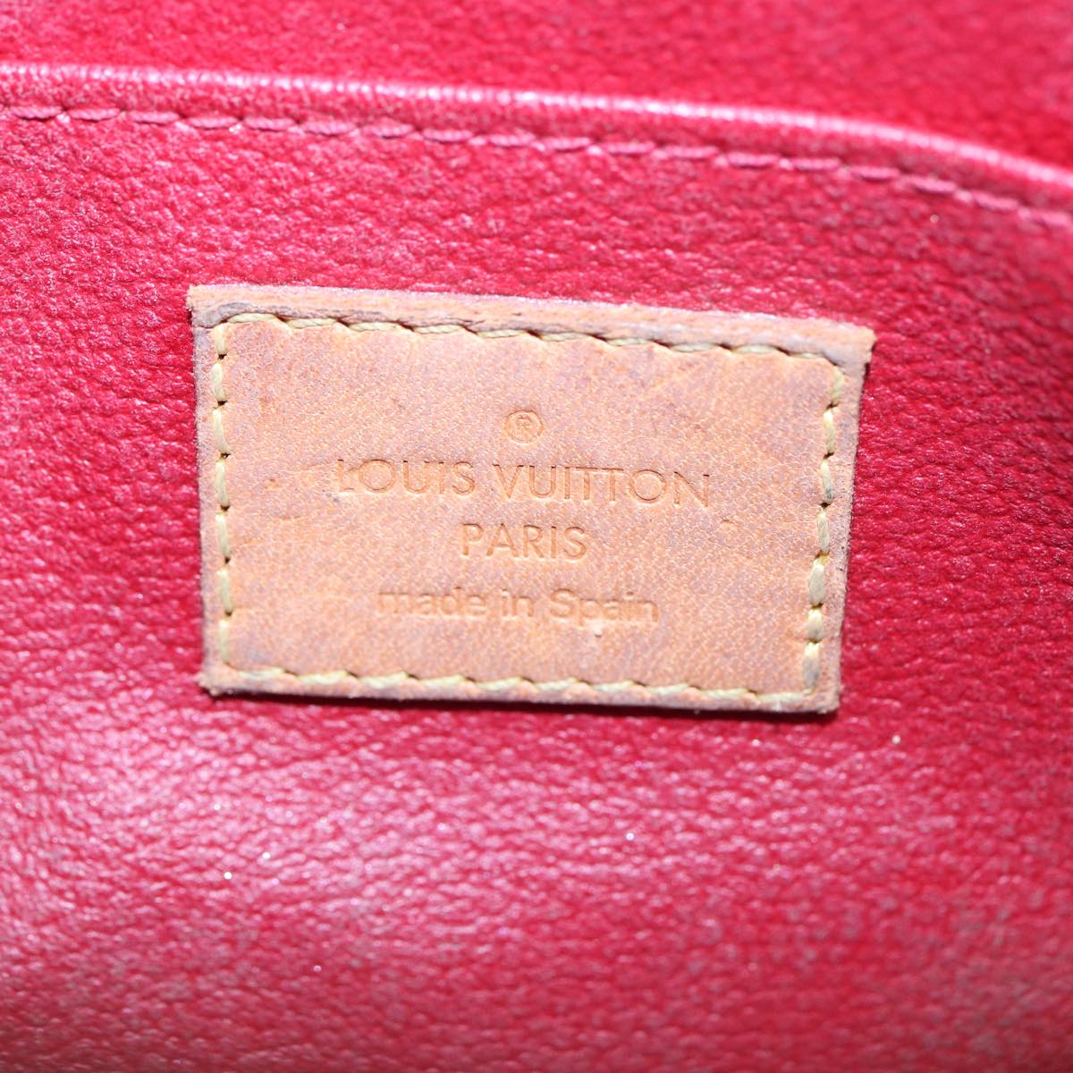LOUIS VUITTON Monogram Vernis Pochette Cosmetic Pouch Rouge M91496 LV 82459