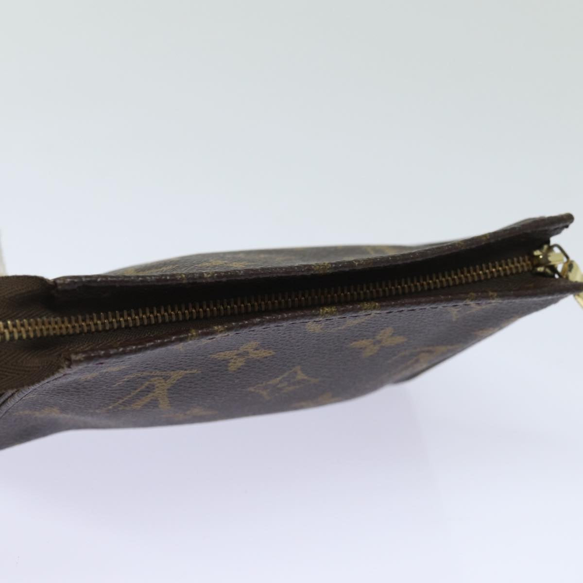 LOUIS VUITTON Monogram Poche Toilette 15 Pouch M47546 LV 82470