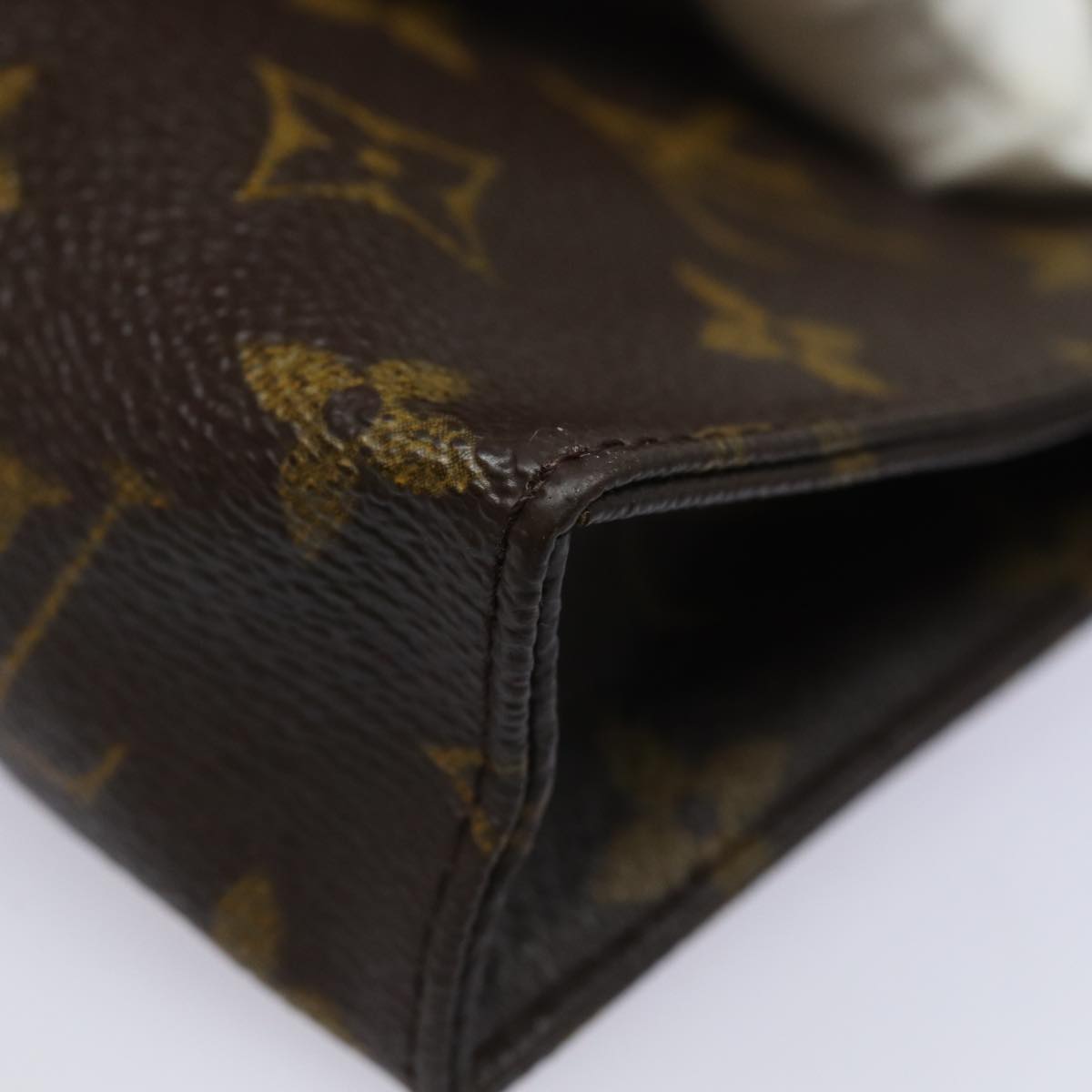LOUIS VUITTON Monogram Poche Toilette 15 Pouch M47546 LV 82470