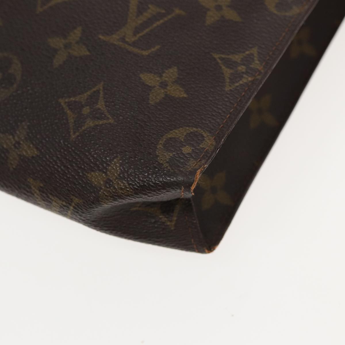 LOUIS VUITTON Monogram Poche Toilette 26 Pouch M47542 LV 82472