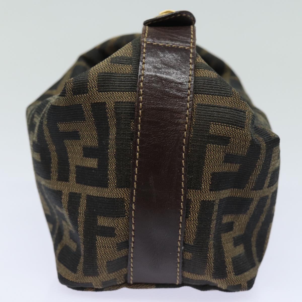Luxury Fendi Vanity Zucca Canvas Pouch Black Brown82485