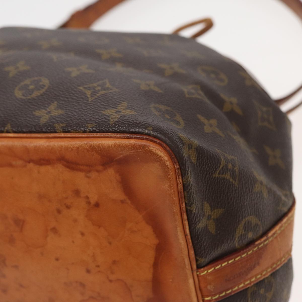 LOUIS VUITTON Monogram Petit Noe Shoulder Bag M42226 LV 82523