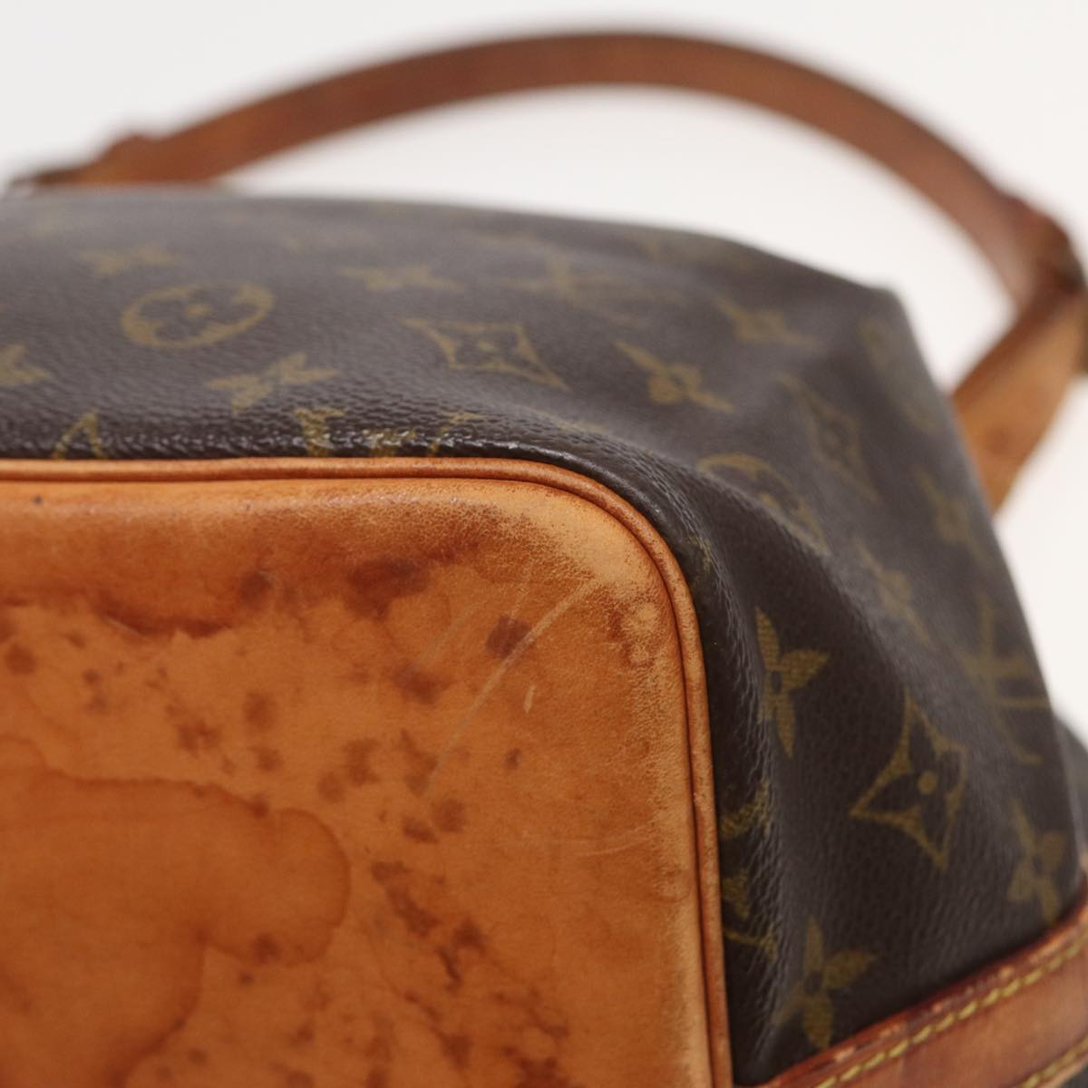 LOUIS VUITTON Monogram Petit Noe Shoulder Bag M42226 LV 82523
