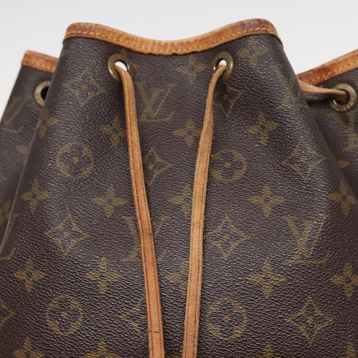 LOUIS VUITTON Monogram Petit Noe Shoulder Bag M42226 LV 82523