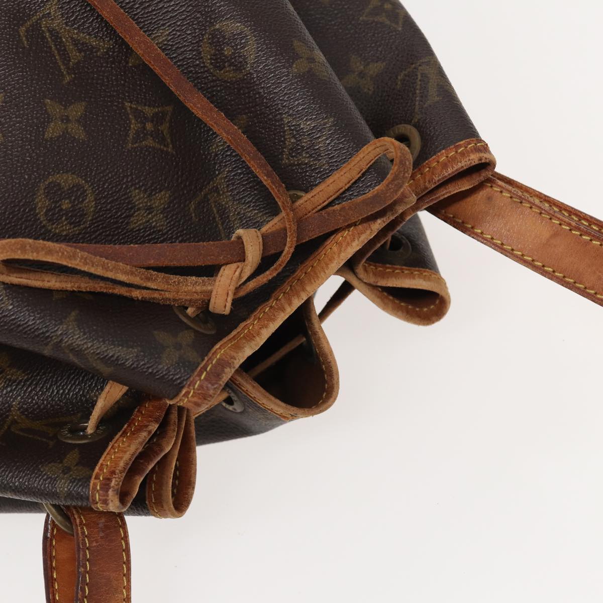 LOUIS VUITTON Monogram Petit Noe Shoulder Bag M42226 LV 82523