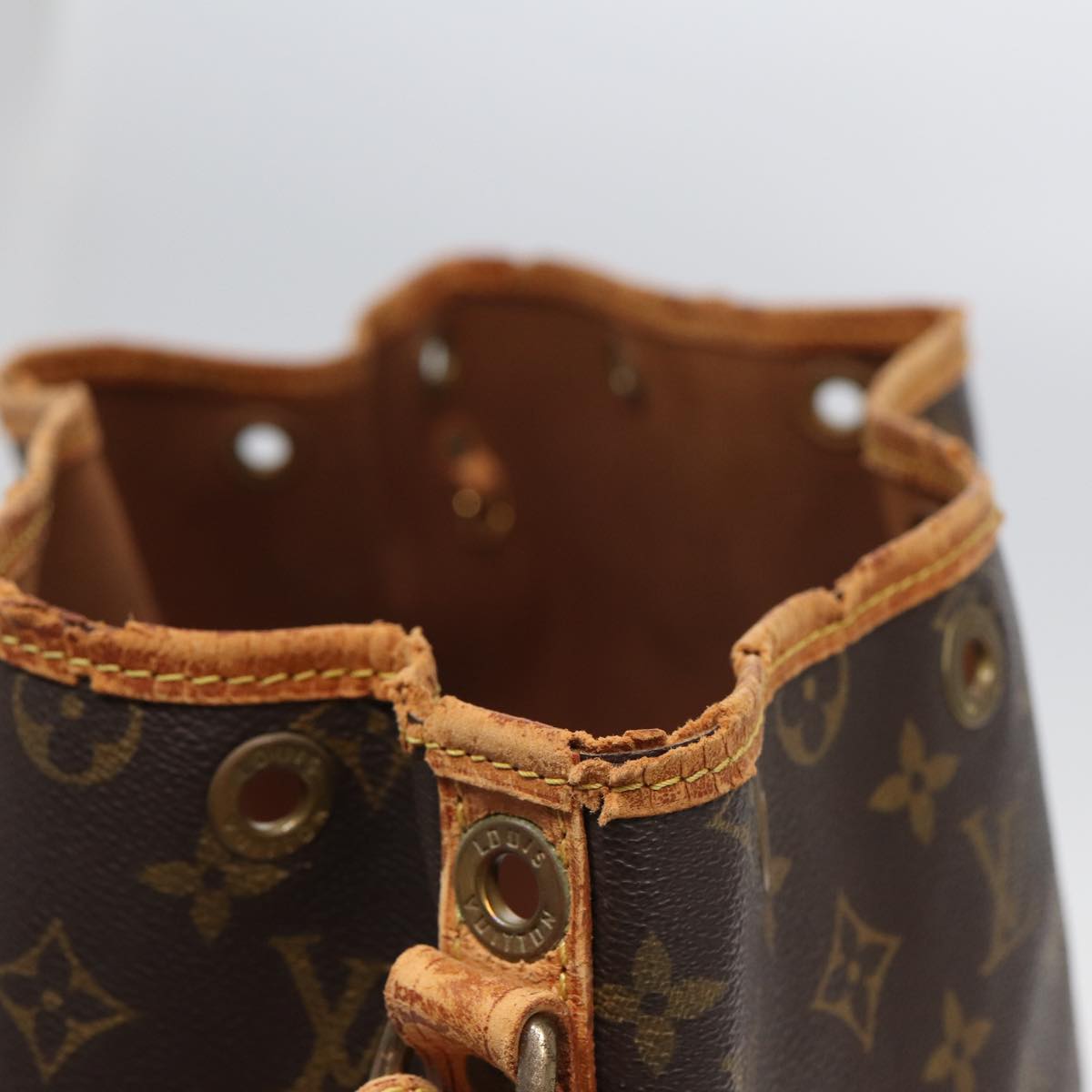 LOUIS VUITTON Monogram Noe Shoulder Bag M42224 LV 82525
