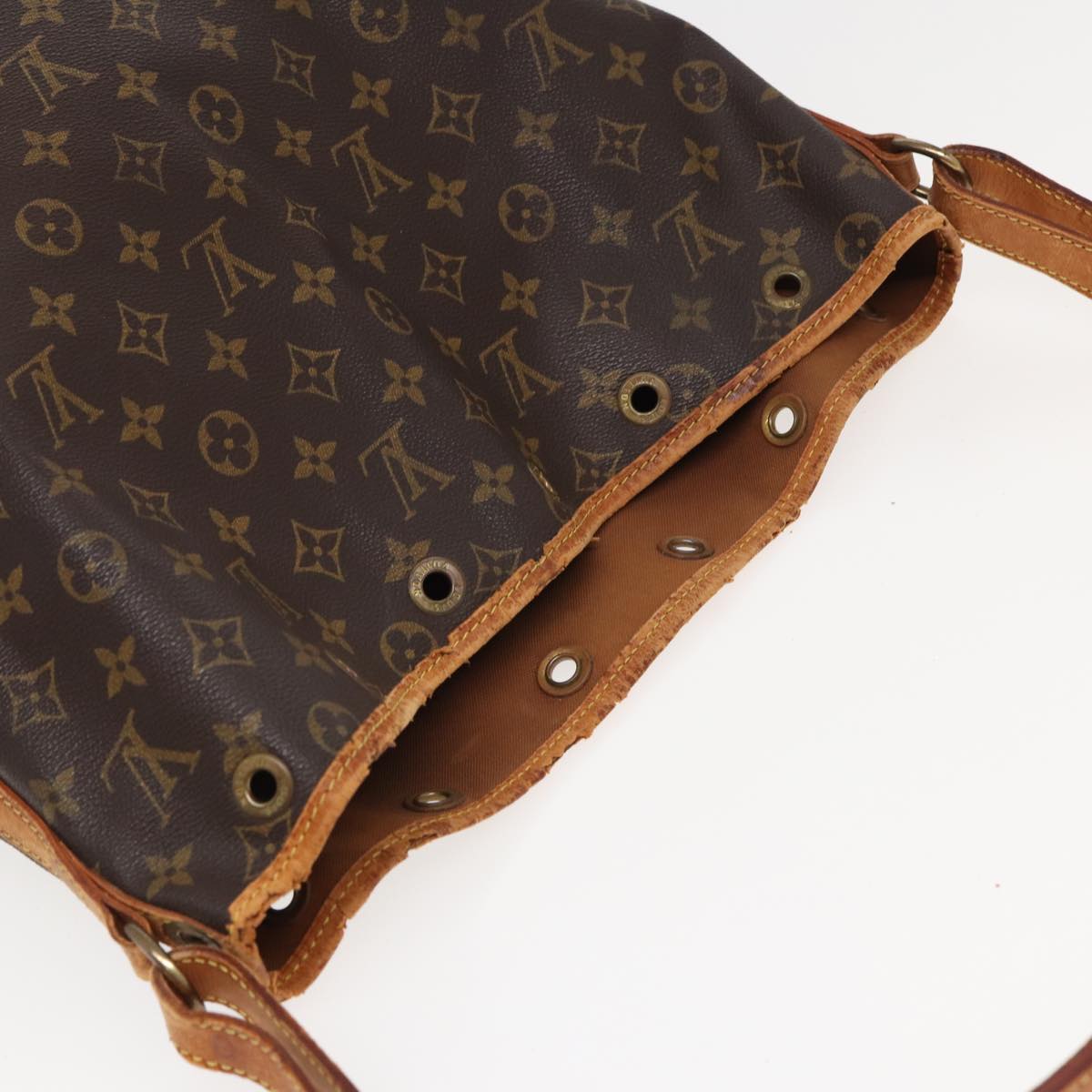 LOUIS VUITTON Monogram Noe Shoulder Bag M42224 LV 82525