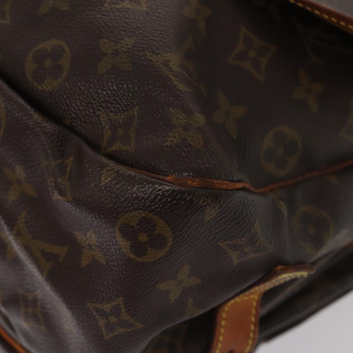 LOUIS VUITTON Monogram Saumur 35 Shoulder Bag M42254 LV 82537
