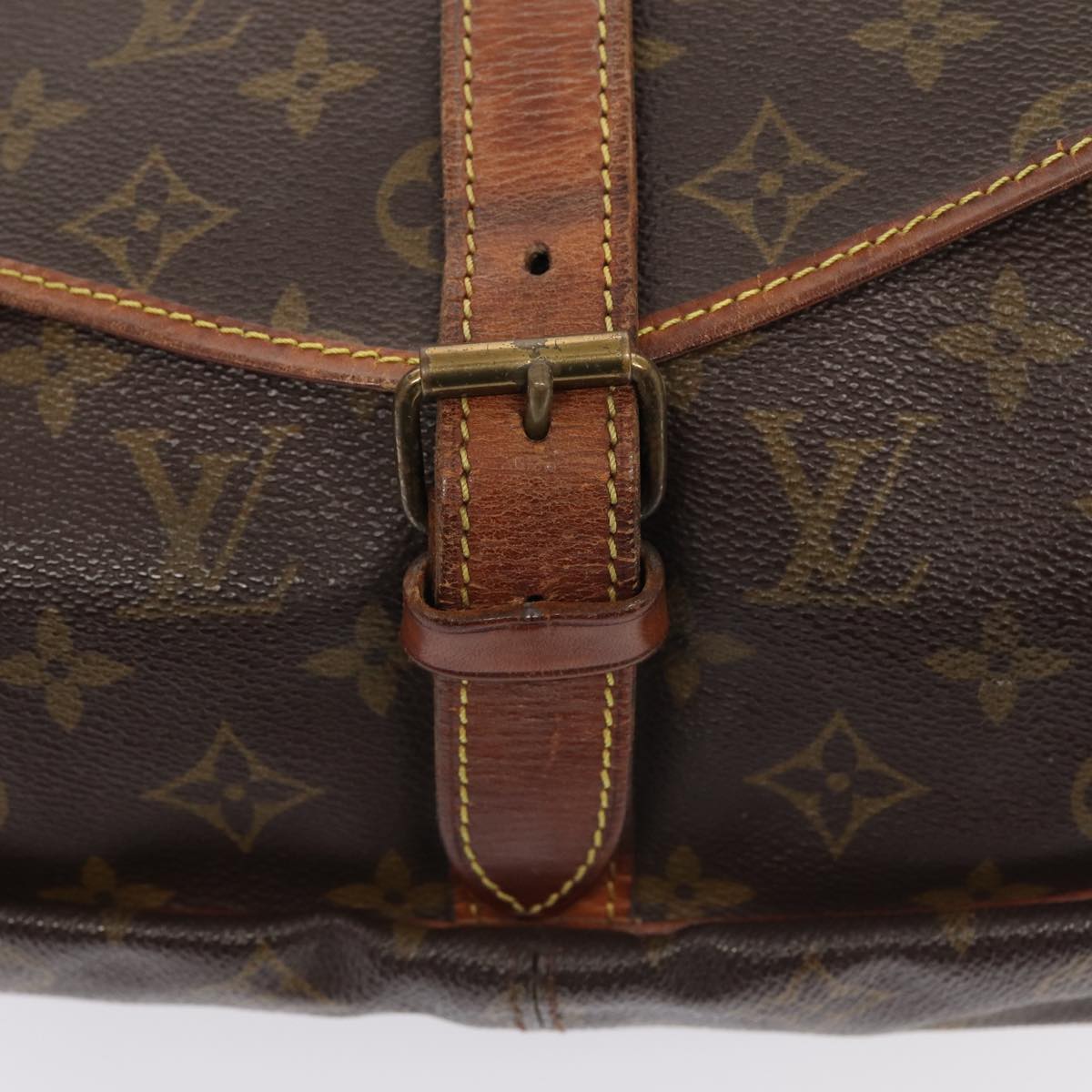 LOUIS VUITTON Monogram Saumur 35 Shoulder Bag M42254 LV 82537