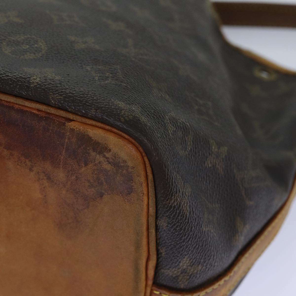 LOUIS VUITTON Monogram Petit Noe Shoulder Bag M42226 LV 82556