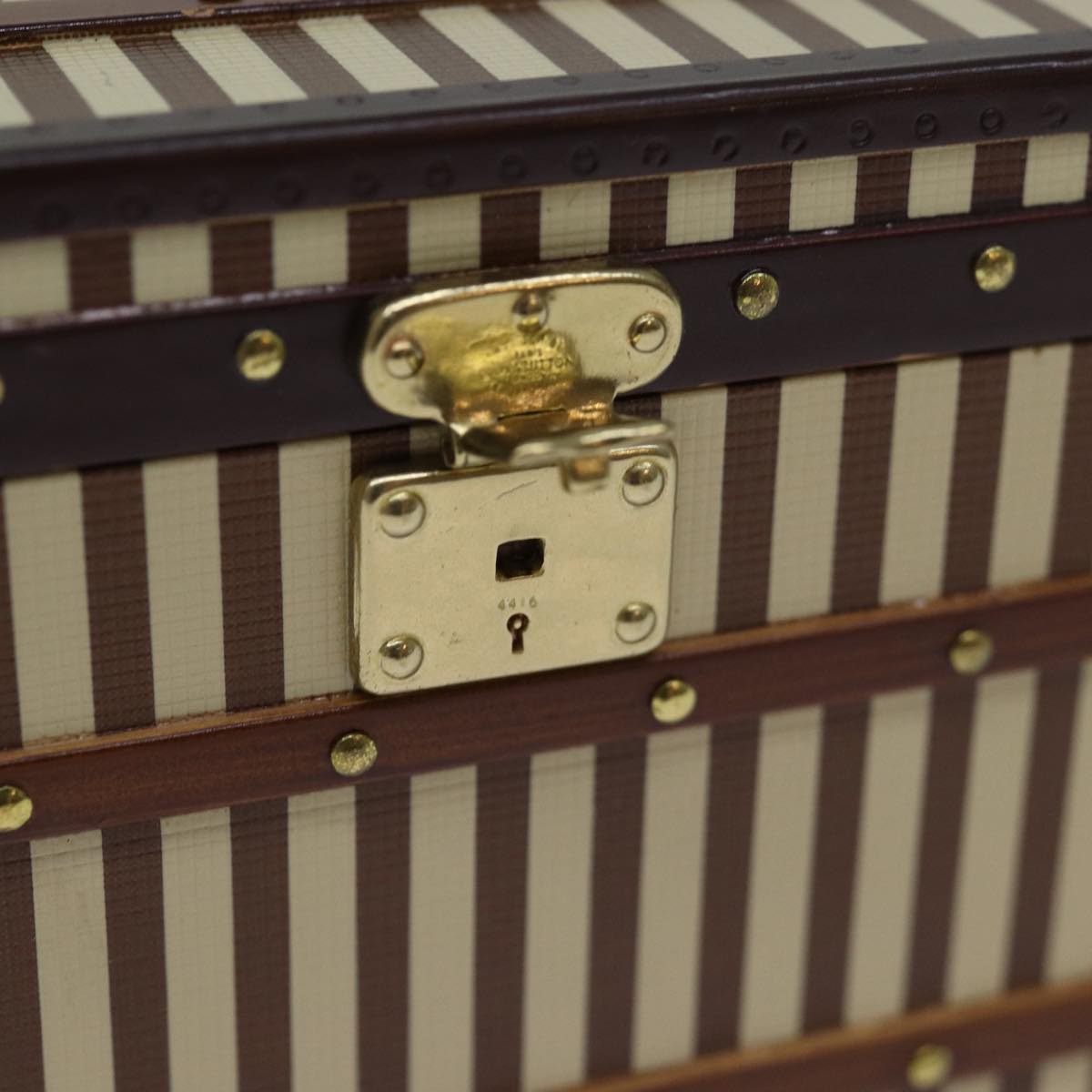 LOUIS VUITTON MALLE COURRIER 1888 Paper weight Beige Brown M99729 LV 82557