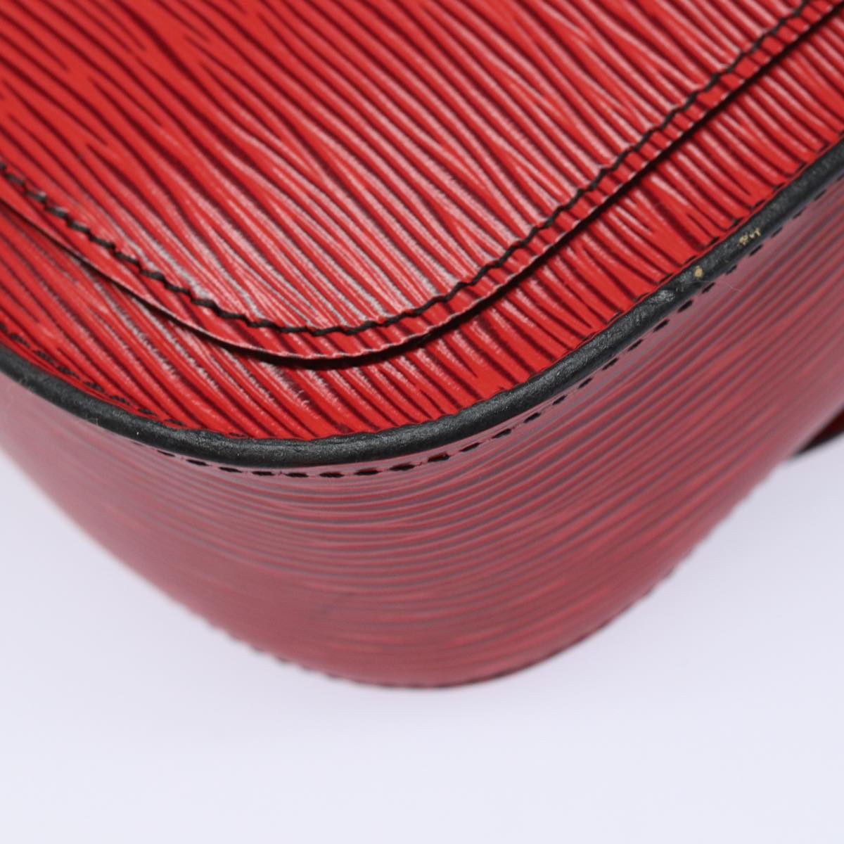 LOUIS VUITTON Epi Saint Cloud PM Shoulder Bag Red M52217 LV 82607