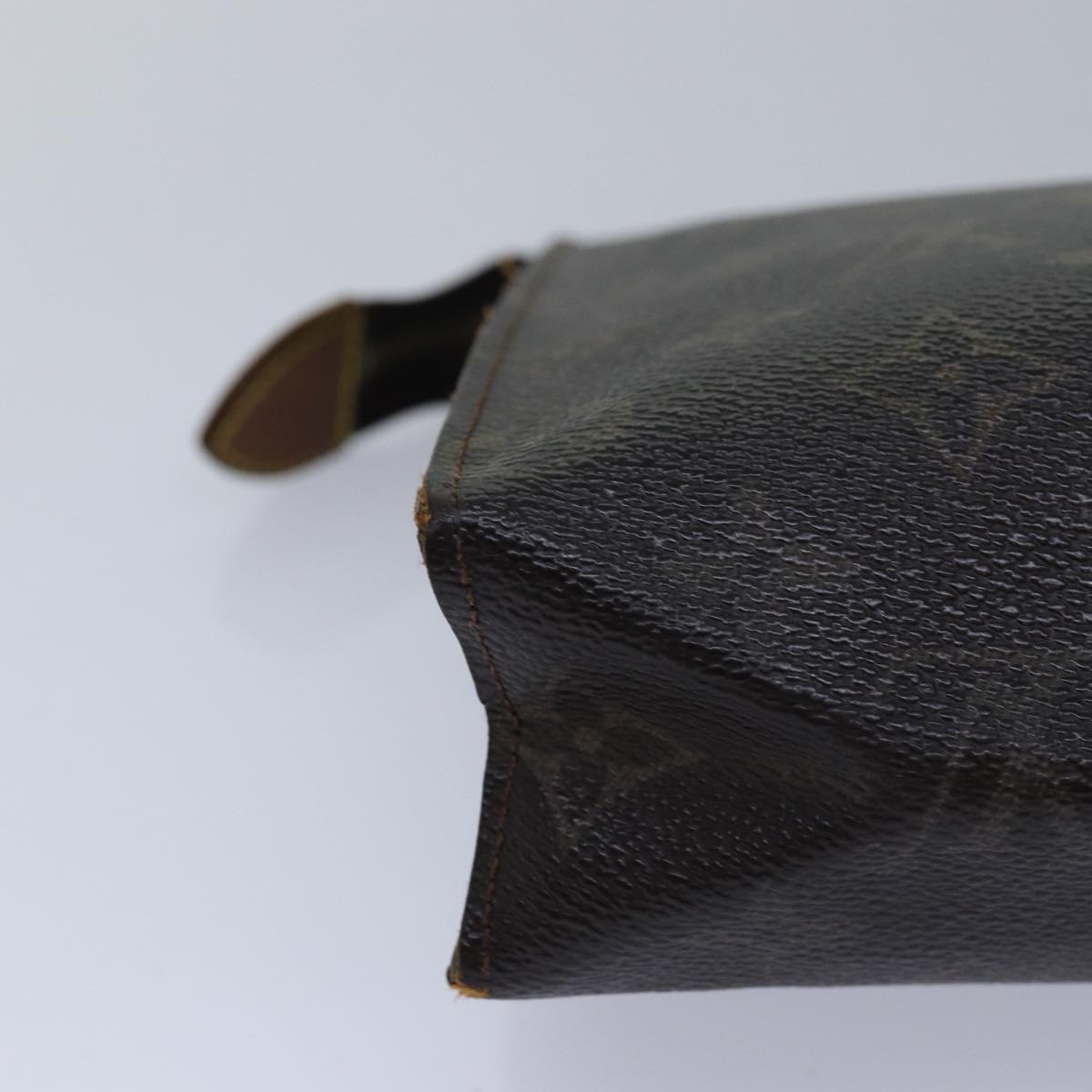 LOUIS VUITTON Monogram Poche Toilette 26 Pouch M47542 LV 82613