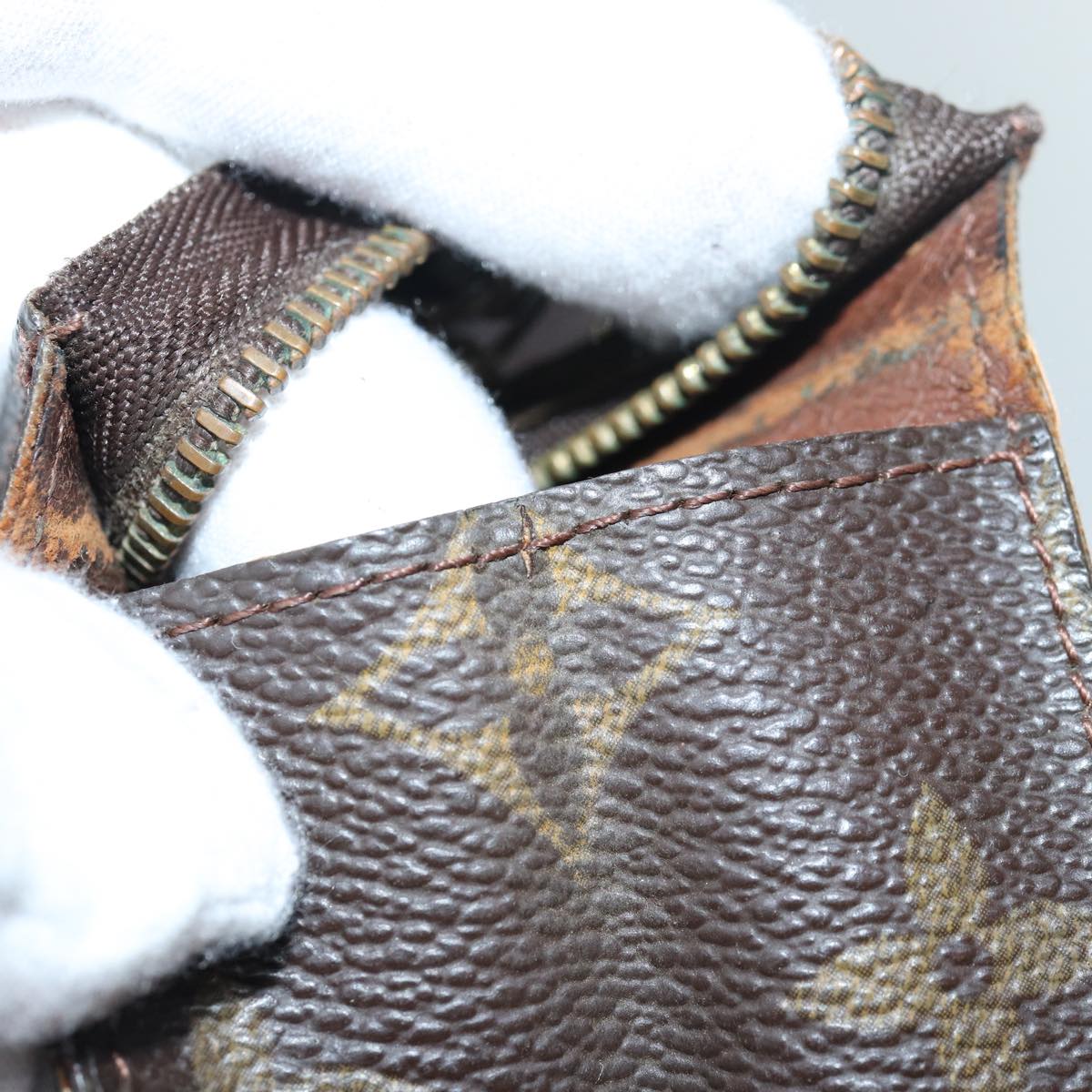 LOUIS VUITTON Monogram Poche Toilette 26 Pouch M47542 LV 82613