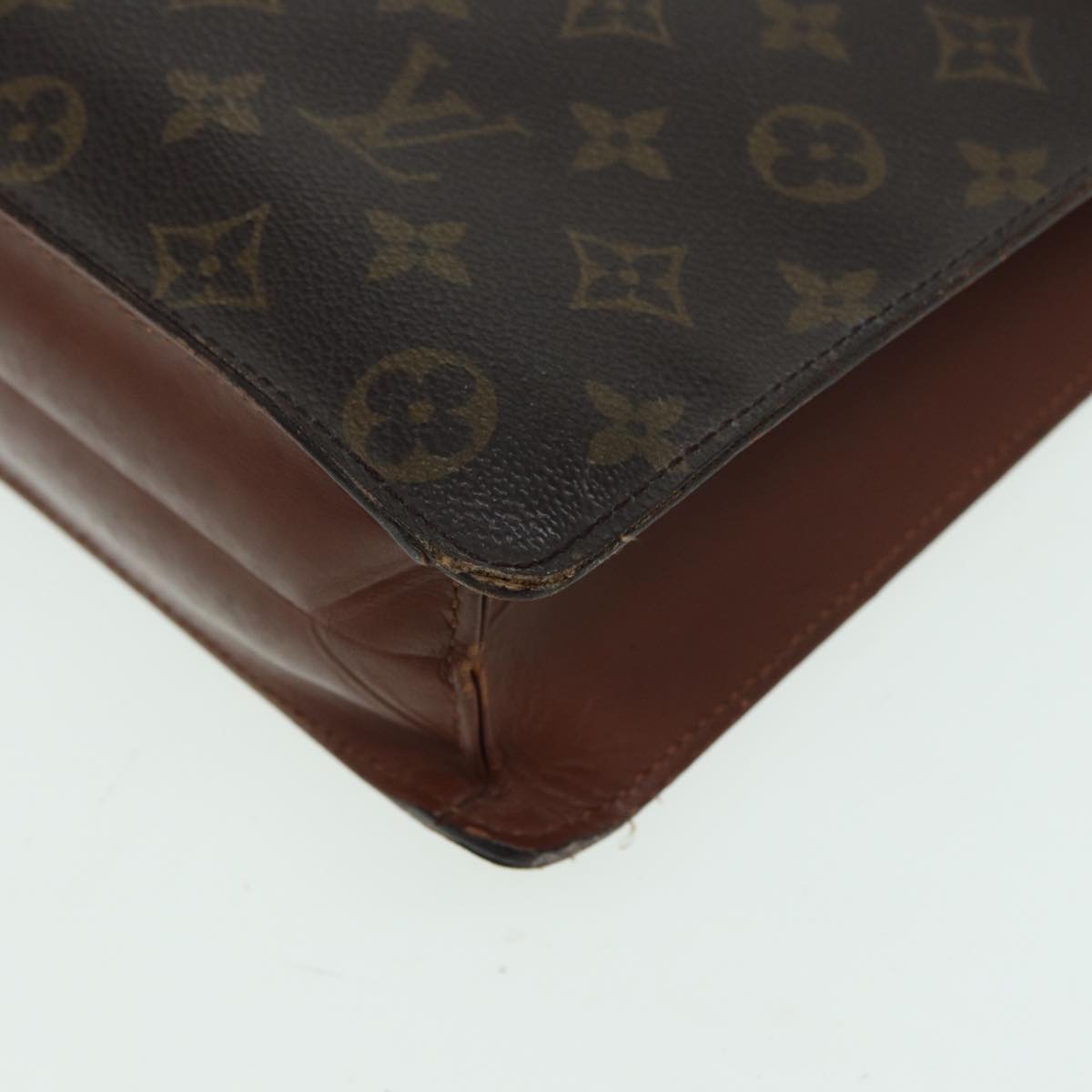 LOUIS VUITTON Monogram Porte Documents Bandouliere Bag M53338 LV 82682