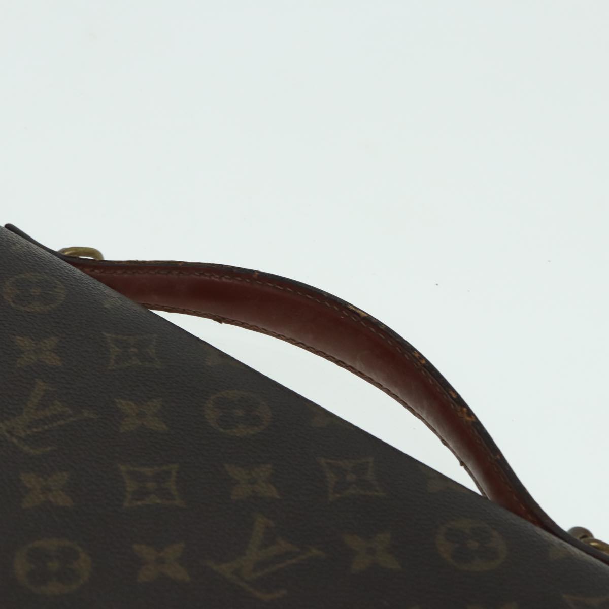 LOUIS VUITTON Monogram Porte Documents Bandouliere Bag M53338 LV 82682