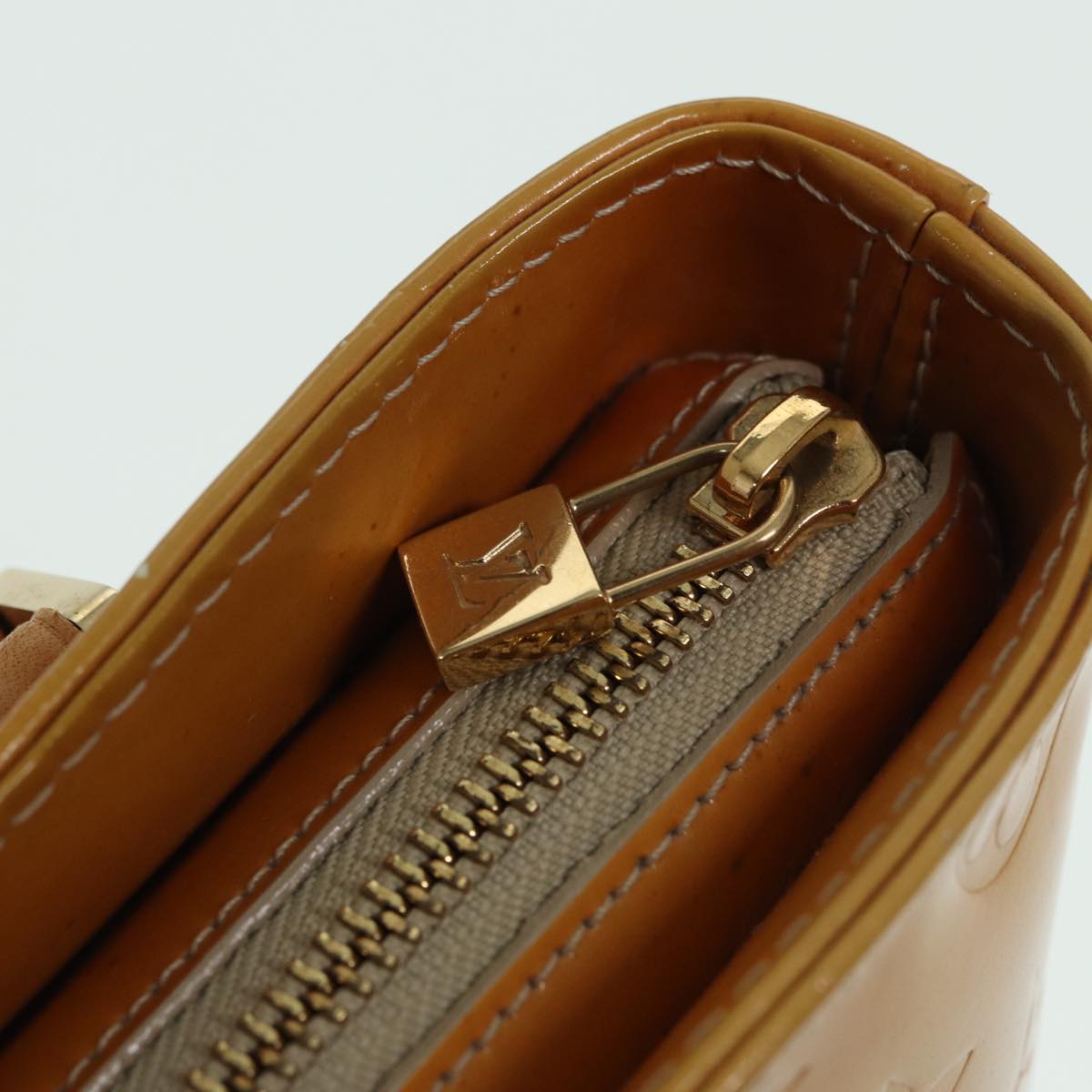 LOUIS VUITTON Monogram Vernis Houston Hand Bag Beige M91004 LV 82767