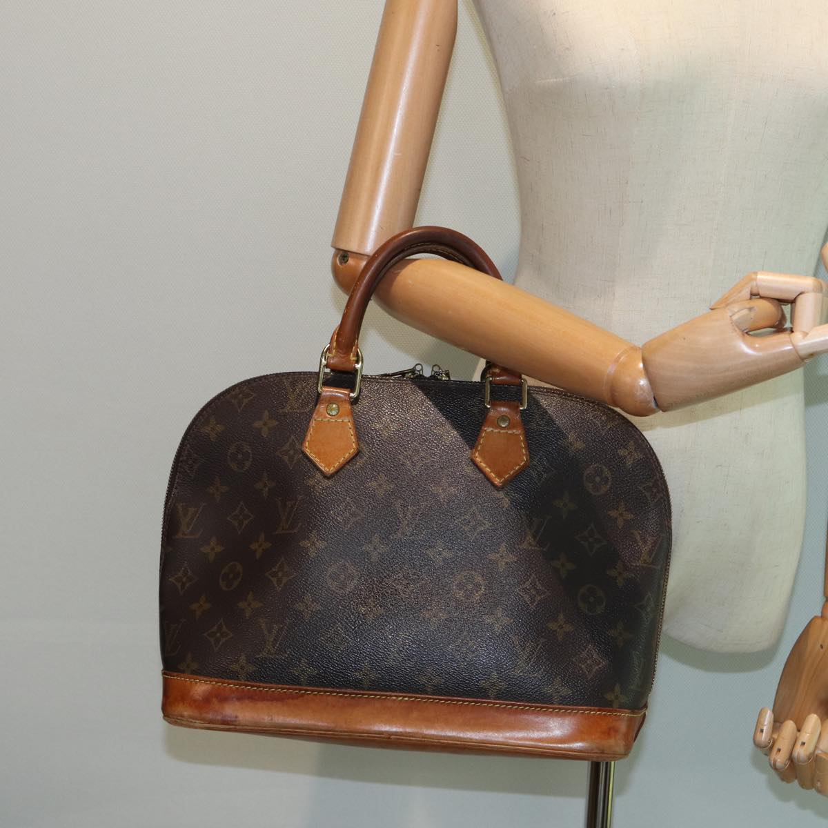 LOUIS VUITTON Monogram Alma Hand Bag M51130 LV 82774