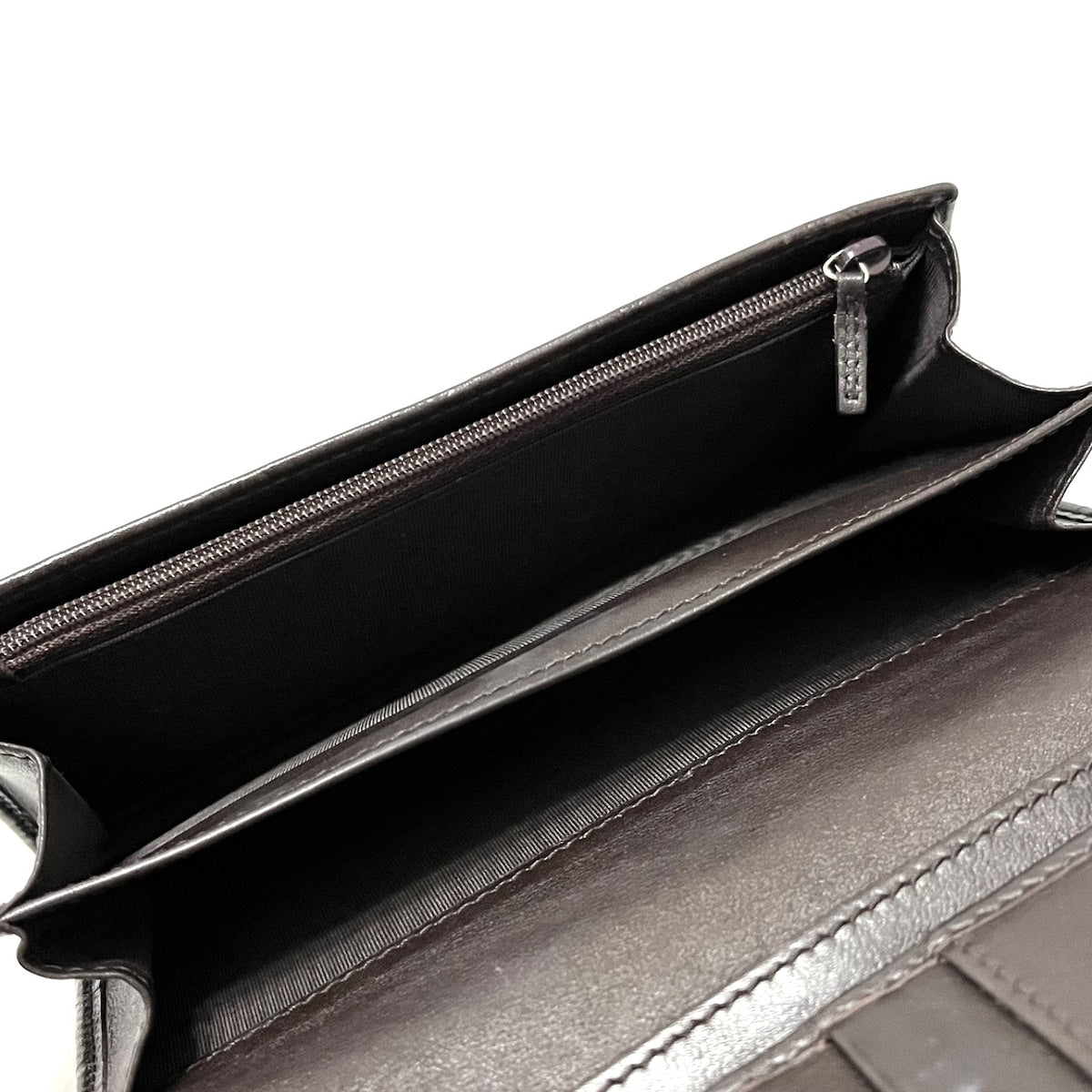 Gucci Metal Bar  Leather Wallet