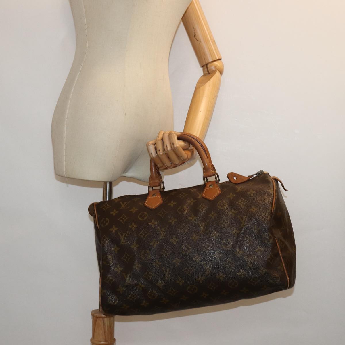 LOUIS VUITTON Monogram Speedy 35 Hand Bag M41524 LV 82796