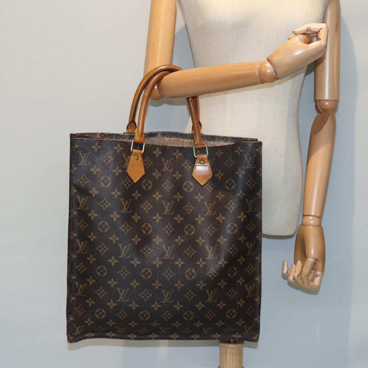 LOUIS VUITTON Monogram Sac Plat Hand Bag M51140 LV 82808
