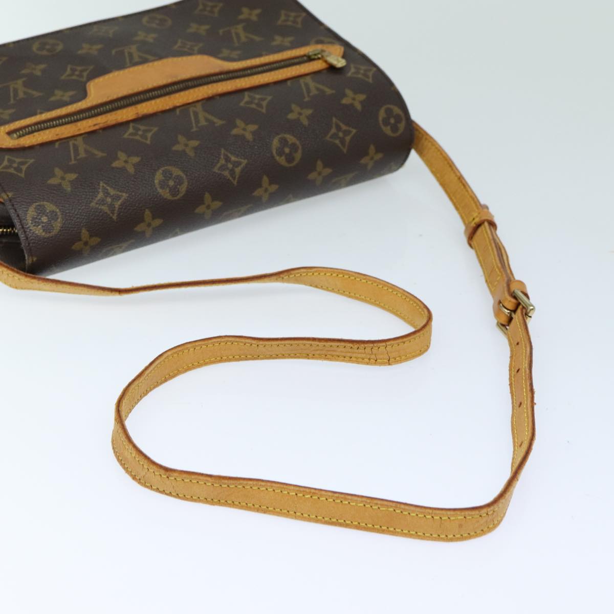LOUIS VUITTON Monogram Saint Germain Shoulder Bag M51207 LV 82842