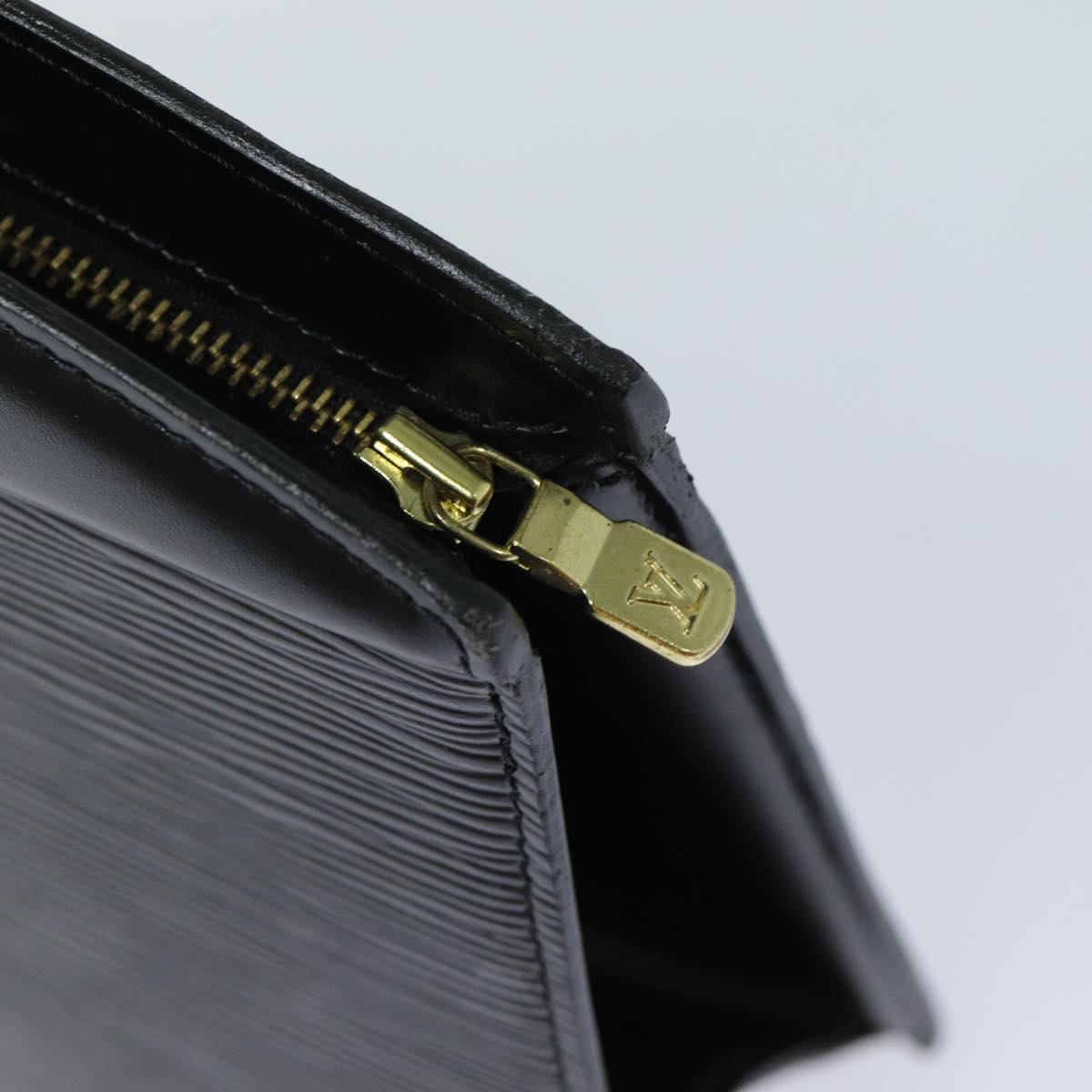 LOUIS VUITTON Epi Trousse Crete Pouch Black M48402 LV 82862