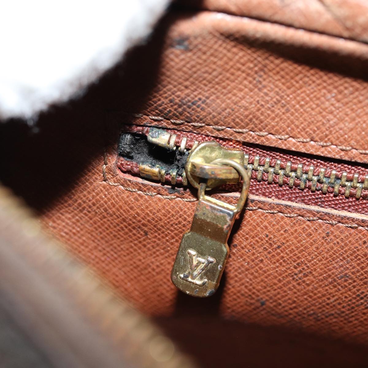 LOUIS VUITTON Monogram Marly Dragonne GM Clutch Bag M51825 LV 82905
